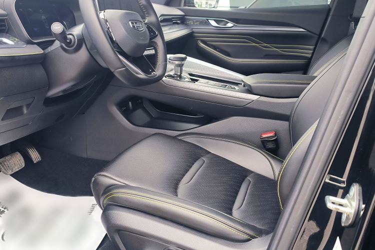 Used Geely Auto Preface 2023 1.5TD Fuyao Version Interior 3