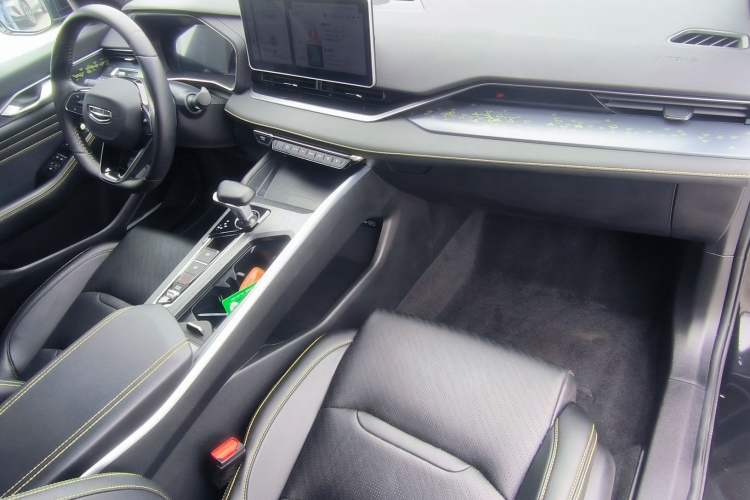 Used Geely Auto Preface 2023 1.5TD Fuyao Version Interior 8