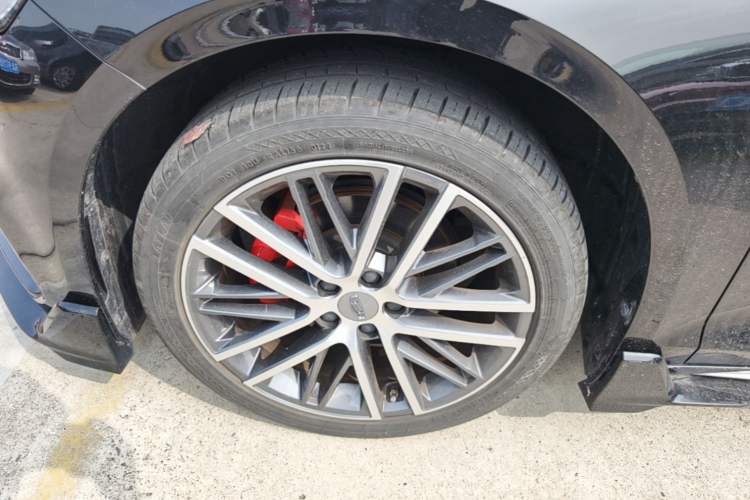 Used Geely Auto Preface 2023 1.5TD Kunlun Edition Left Front Wheel Hub