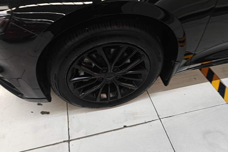 Used Geely Auto Preface 2023 1.5TD Fuyao Version Left Front Wheel Hub