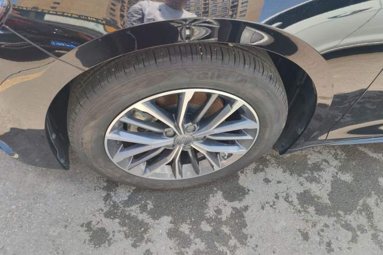 Used Geely Auto Preface 2023 1.5TD Fuyao Version Left Front Wheel Hub