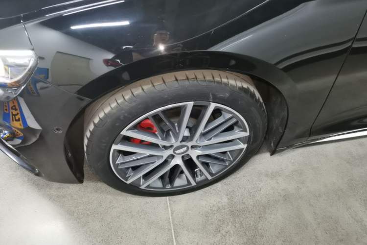 Used Geely Auto Preface 2023 2.0TD Prestige Version Left Front Wheel Hub