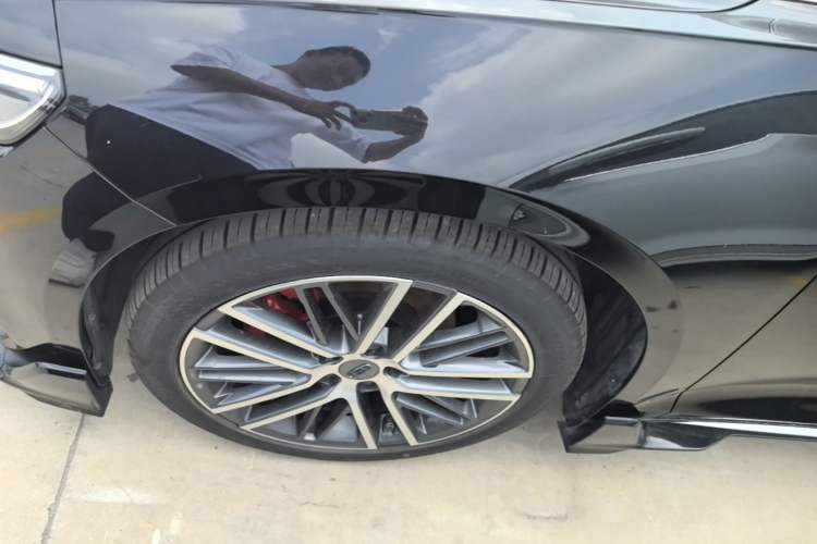 Used Geely Auto Preface 2023 1.5TD Kunlun Edition Left Front Wheel Hub