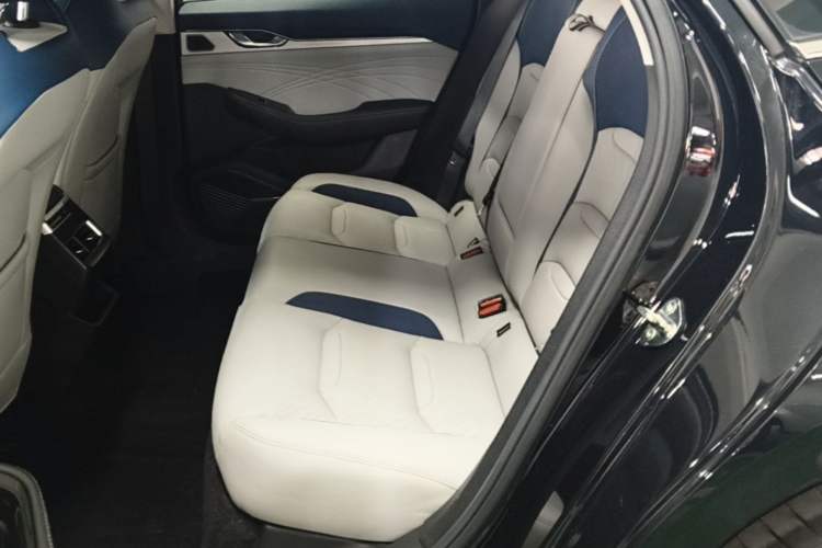 Used Geely Auto Preface 2023 2.0TD Prestige Version Left Rear Seat