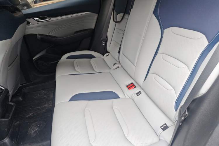Used Geely Auto Preface 2023 2.0TD Prestige Version Left Rear Seat