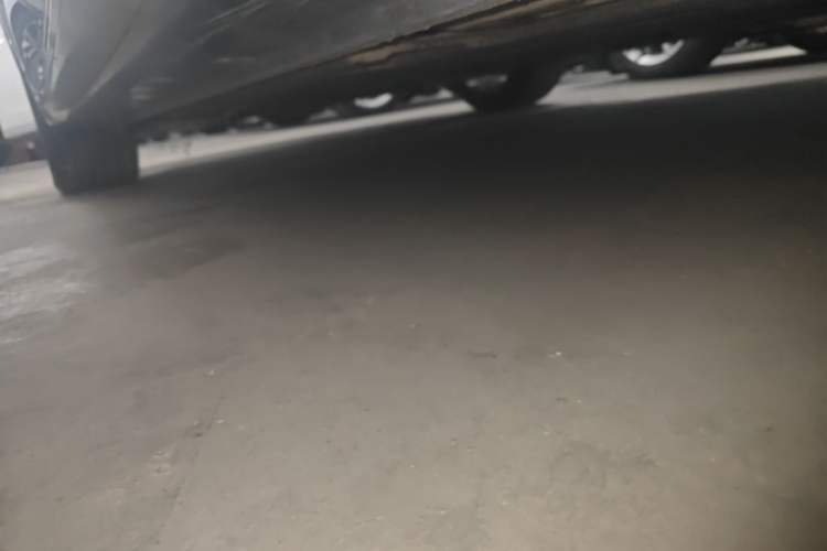 Used Geely Auto Preface 2023 2.0TD Prestige Version Left Side Sill