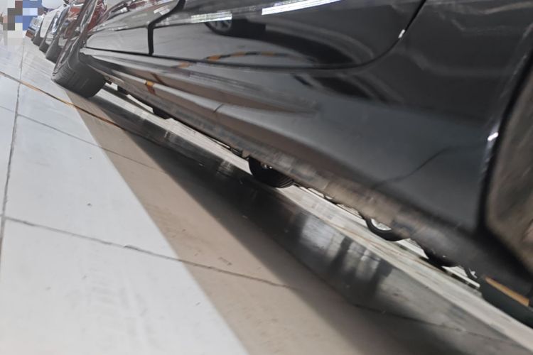 Used Geely Auto Preface 2023 1.5TD Fuyao Version Left Side Sill