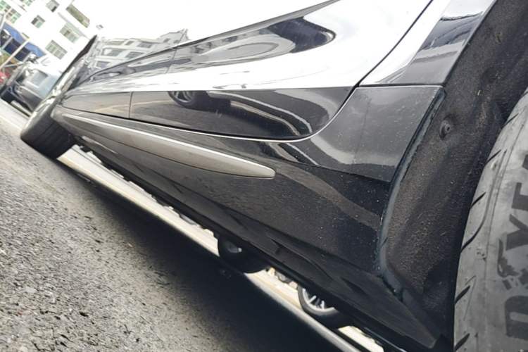 Used Geely Auto Preface 2023 2.0TD Prestige Version Left Side Sill