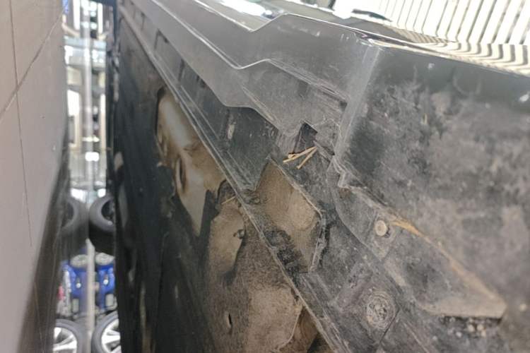 Used Geely Auto Preface 2023 1.5TD Kunlun Edition Left Side Sill