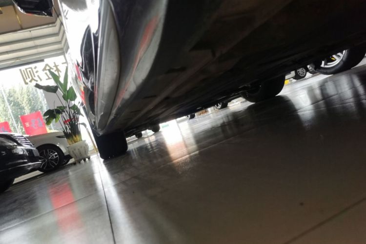 Used Geely Auto Preface 2023 2.0TD Luxury Version Left Side Sill
