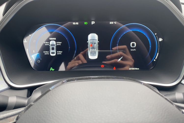 Used Geely Auto Preface 2023 1.5TD Kunlun Edition Odometer Close Up