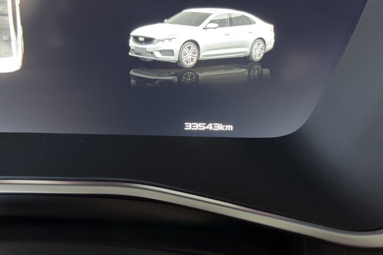 Used Geely Auto Preface 2023 1.5TD Kunlun Edition Odometer Close Up
