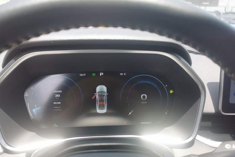 Used Geely Auto Preface 2023 1.5TD Kunlun Edition Odometer Close Up