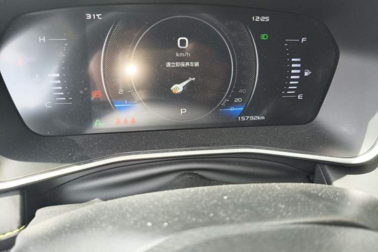 Used Geely Auto Preface 2023 1.5TD Fuyao Version Odometer Close Up