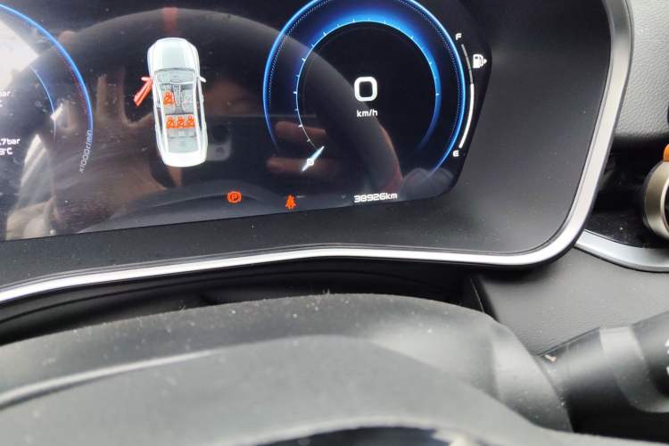 Used Geely Auto Preface 2023 1.5TD Kunlun Edition Odometer Close Up