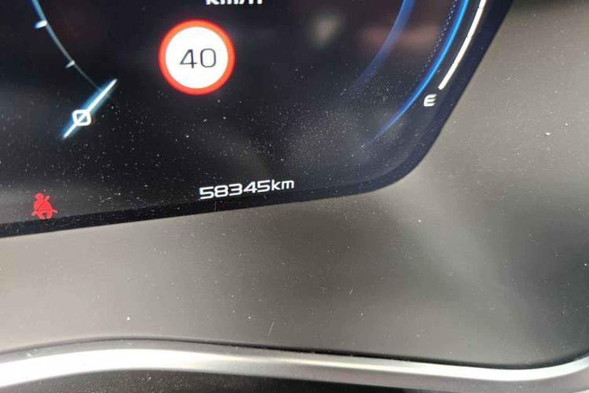 Used Geely Auto Preface 2023 2.0TD Prestige Version Odometer Close Up