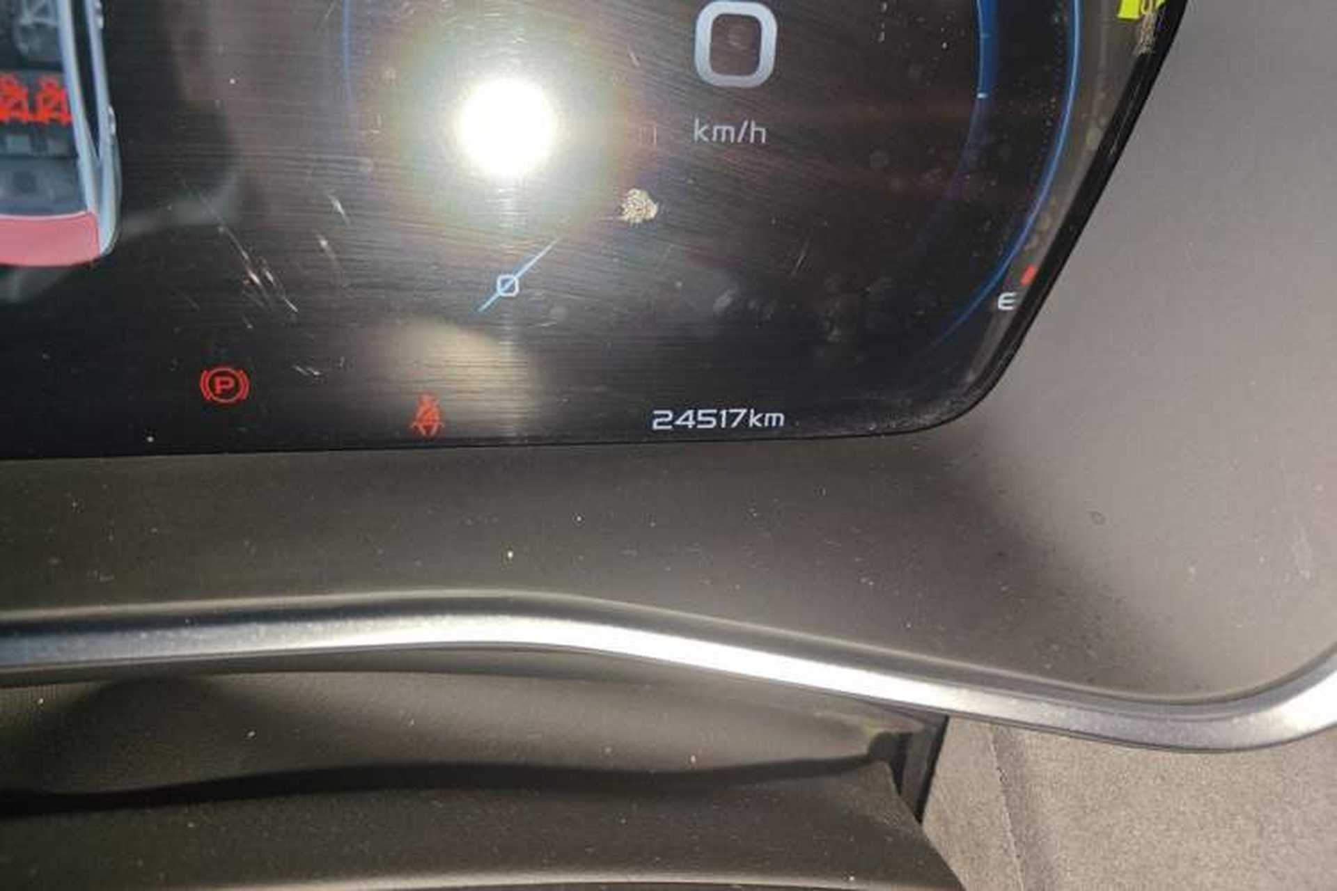 Used Geely Auto Preface 2023 2.0TD "Only This Verdant Green" Edition Odometer Close Up