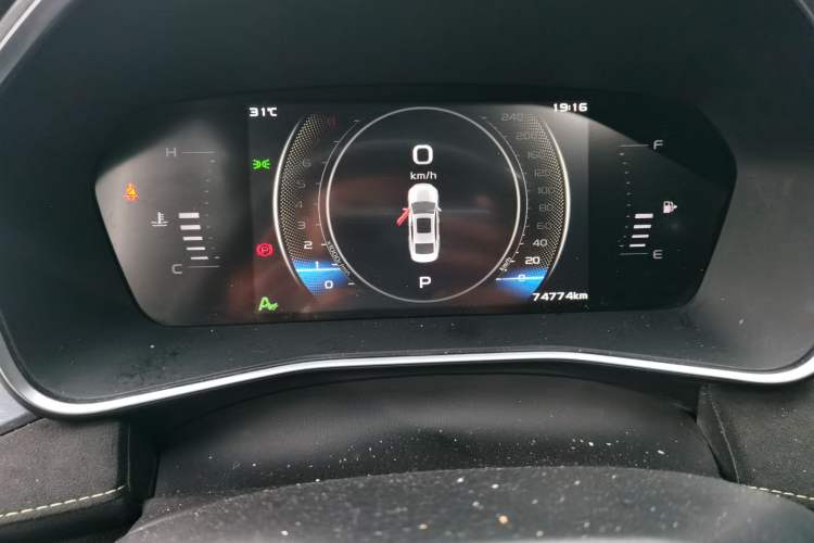 Used Geely Auto Preface 2023 2.0TD Space-Time Edition Odometer Close Up