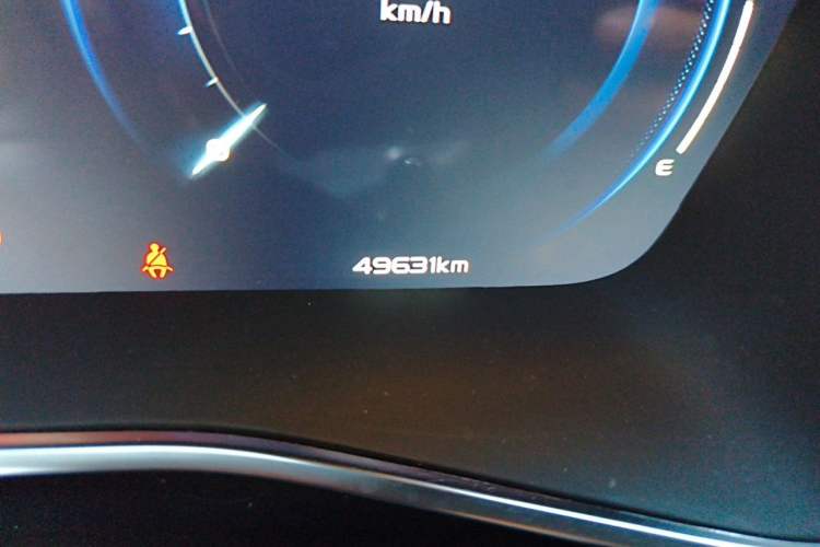 Used Geely Auto Preface 2023 2.0TD Prestige Version Odometer Close Up