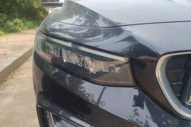 Used Geely Auto Preface 2023 2.0TD Luxury Version Right Front Headlight
