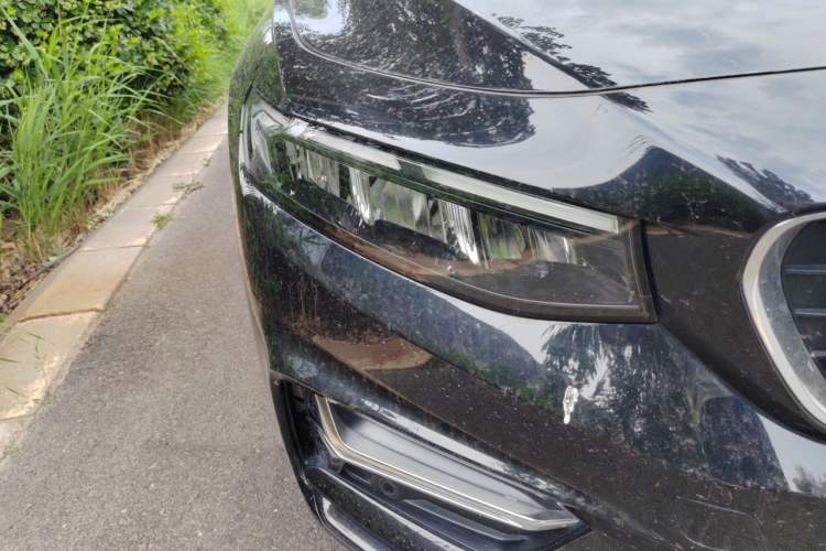 Used Geely Auto Preface 2023 1.5TD Fuyao Version Right Front Headlight