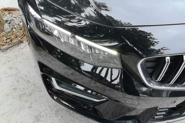 Used Geely Auto Preface 2023 1.5TD Fuyao Version Right Front Headlight