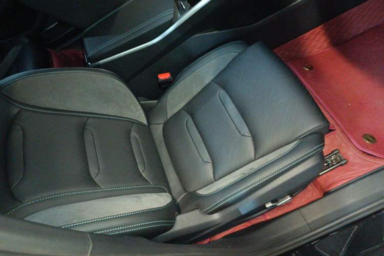 Used Geely Auto Preface 2023 2.0TD "Only This Verdant Green" Edition Right Front Seat