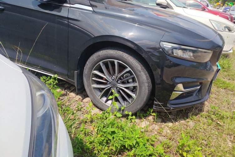 Used Geely Auto Preface 2023 2.0TD Luxury Version Right Front Wheel Hub