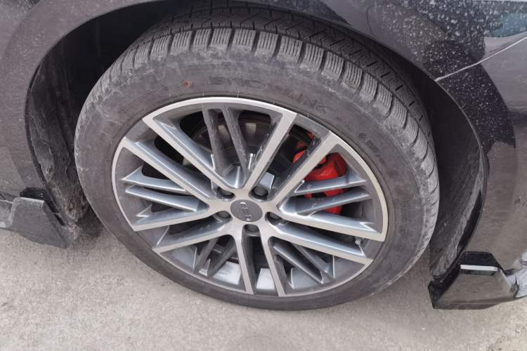 Used Geely Auto Preface 2023 1.5TD Kunlun Edition Right Front Wheel Hub