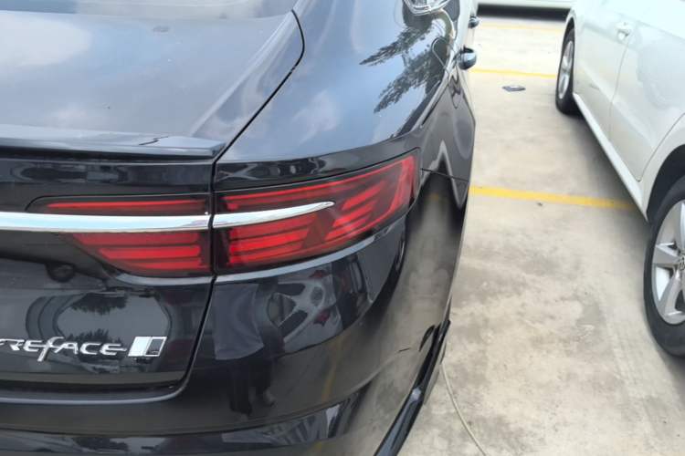 Used Geely Auto Preface 2023 1.5TD Kunlun Edition Right Rear Taillight