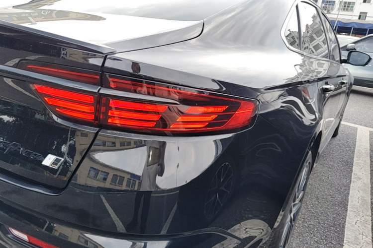 Used Geely Auto Preface 2023 2.0TD Prestige Version Right Rear Taillight