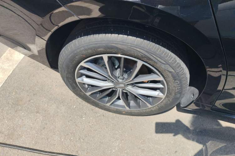 Used Geely Auto Preface 2023 1.5TD Fuyao Version Right Rear Wheel Hub
