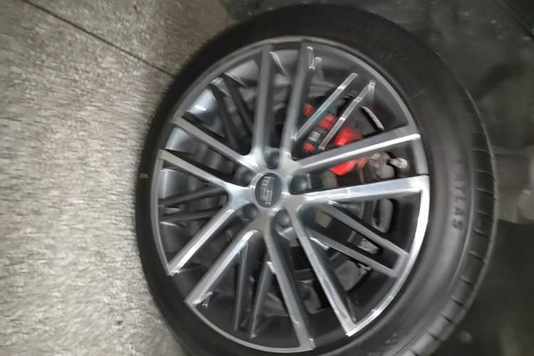 Used Geely Auto Preface 2023 1.5TD Kunlun Edition Right Rear Wheel Hub