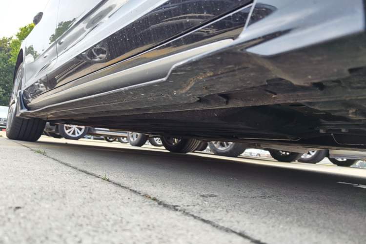 Used Geely Auto Preface 2023 1.5TD Kunlun Edition Right Side Sill