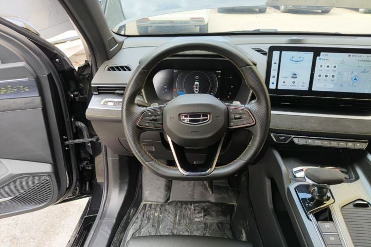 Used Geely Auto Preface 2023 2.0TD Space-Time Edition Steering Wheel