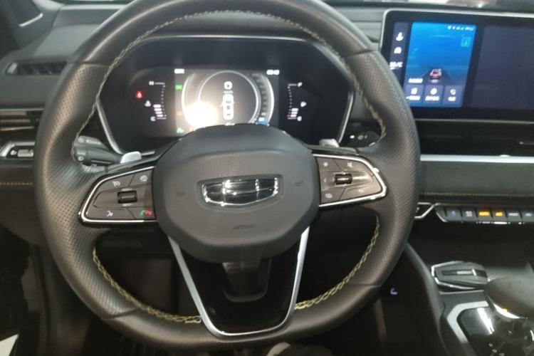 Used Geely Auto Preface 2023 2.0TD Space-Time Edition Steering Wheel