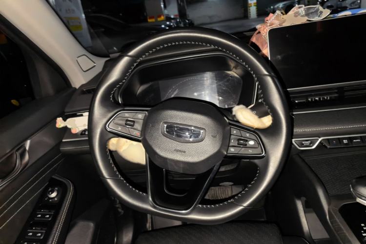 Used Geely Auto Preface 2023 2.0TD Luxury Version Steering Wheel