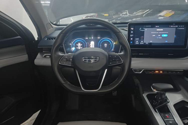 Used Geely Auto Preface 2023 2.0TD Prestige Version Steering Wheel