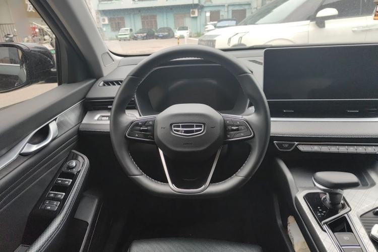 Used Geely Auto Preface 2023 2.0TD Luxury Version Steering Wheel