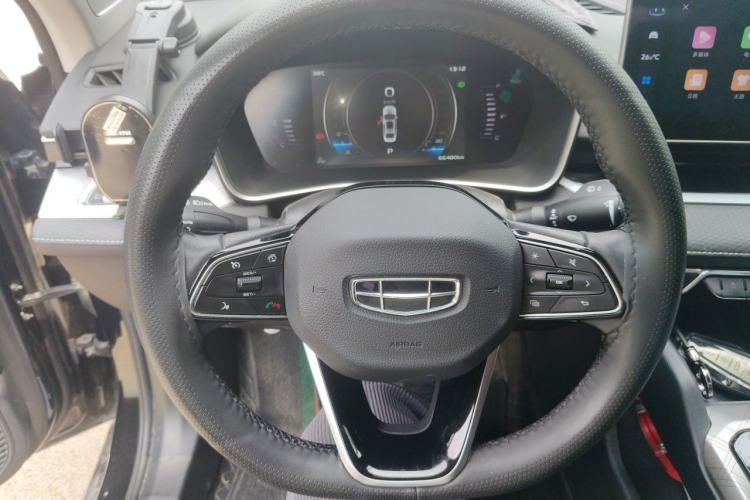 Used Geely Auto Preface 2023 2.0TD Luxury Version Steering Wheel