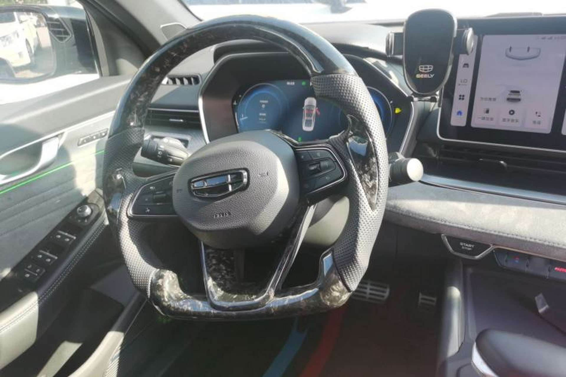 Used Geely Auto Preface 2023 2.0TD "Only This Verdant Green" Edition Steering Wheel