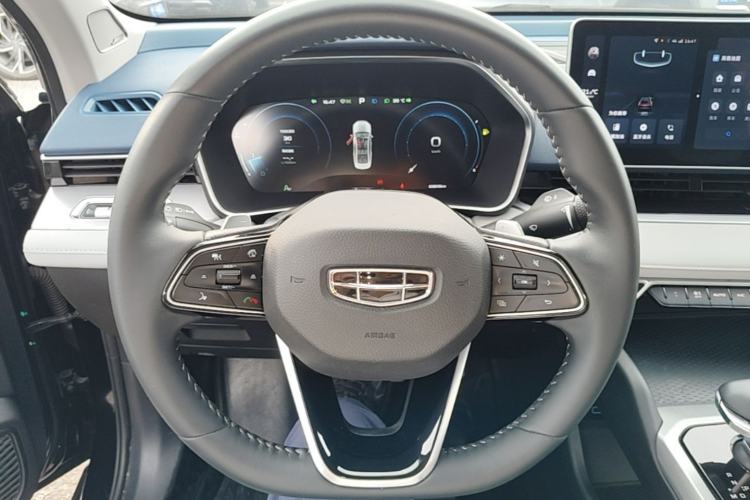 Used Geely Auto Preface 2023 2.0TD Prestige Version Steering Wheel