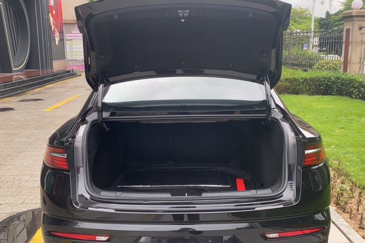 Used Geely Auto Preface 2023 1.5TD Kunlun Edition Trunk