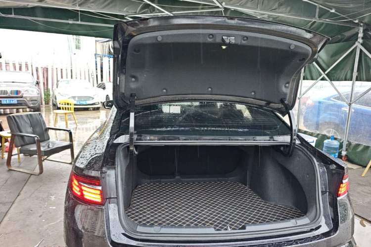 Used Geely Auto Preface 2023 1.5TD Kunlun Edition Trunk