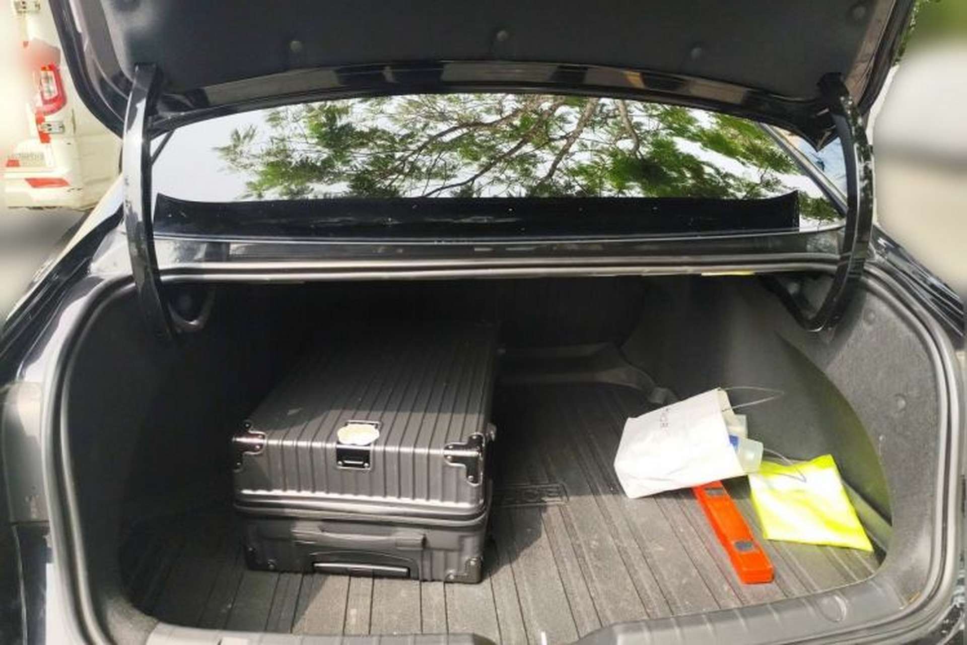 Used Geely Auto Preface 2023 2.0TD Prestige Version Trunk