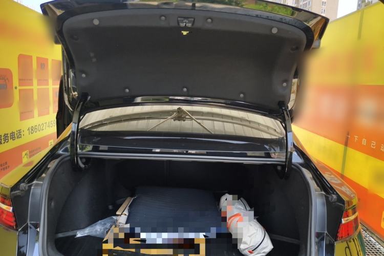 Used Geely Auto Preface 2023 1.5TD Kunlun Edition Trunk