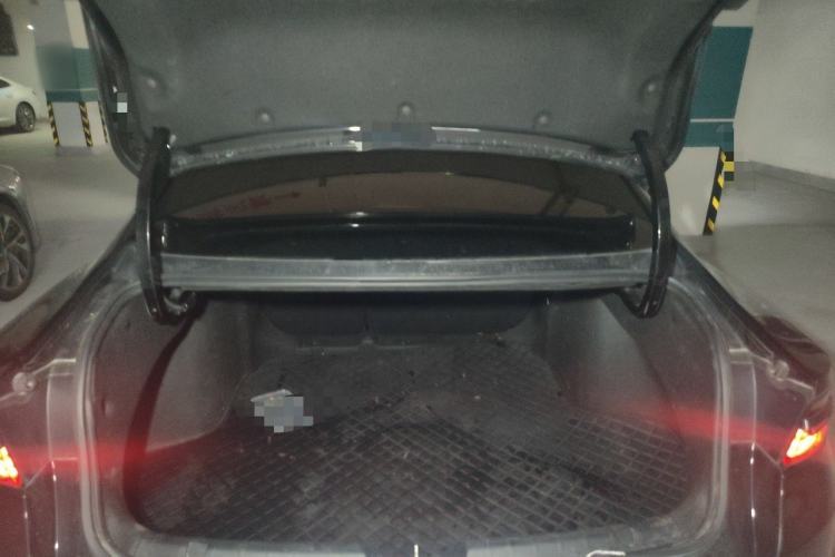 Used Geely Auto Preface 2023 2.0TD "Only This Verdant Green" Edition Trunk