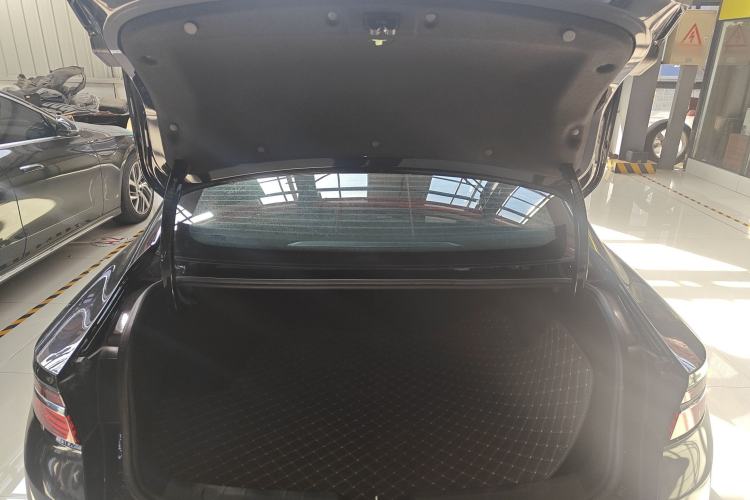 Used Geely Auto Preface 2023 1.5TD Kunlun Edition Trunk