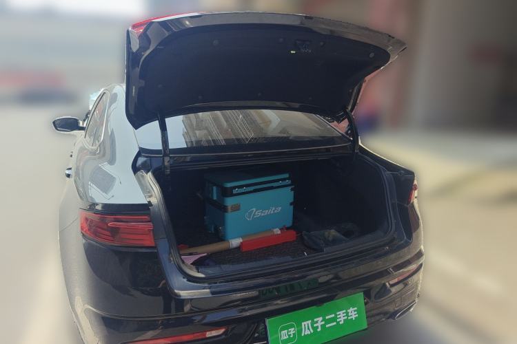 Used Geely Auto Preface 2023 2.0TD Prestige Version Trunk