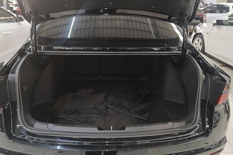 Used Geely Auto Preface 2023 1.5TD Fuyao Version Trunk